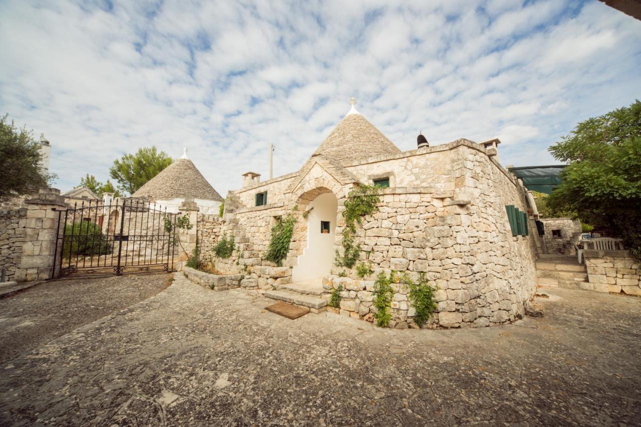 Trulli Girasoli E Viole Cocolicchio المظهر الخارجي الصورة
