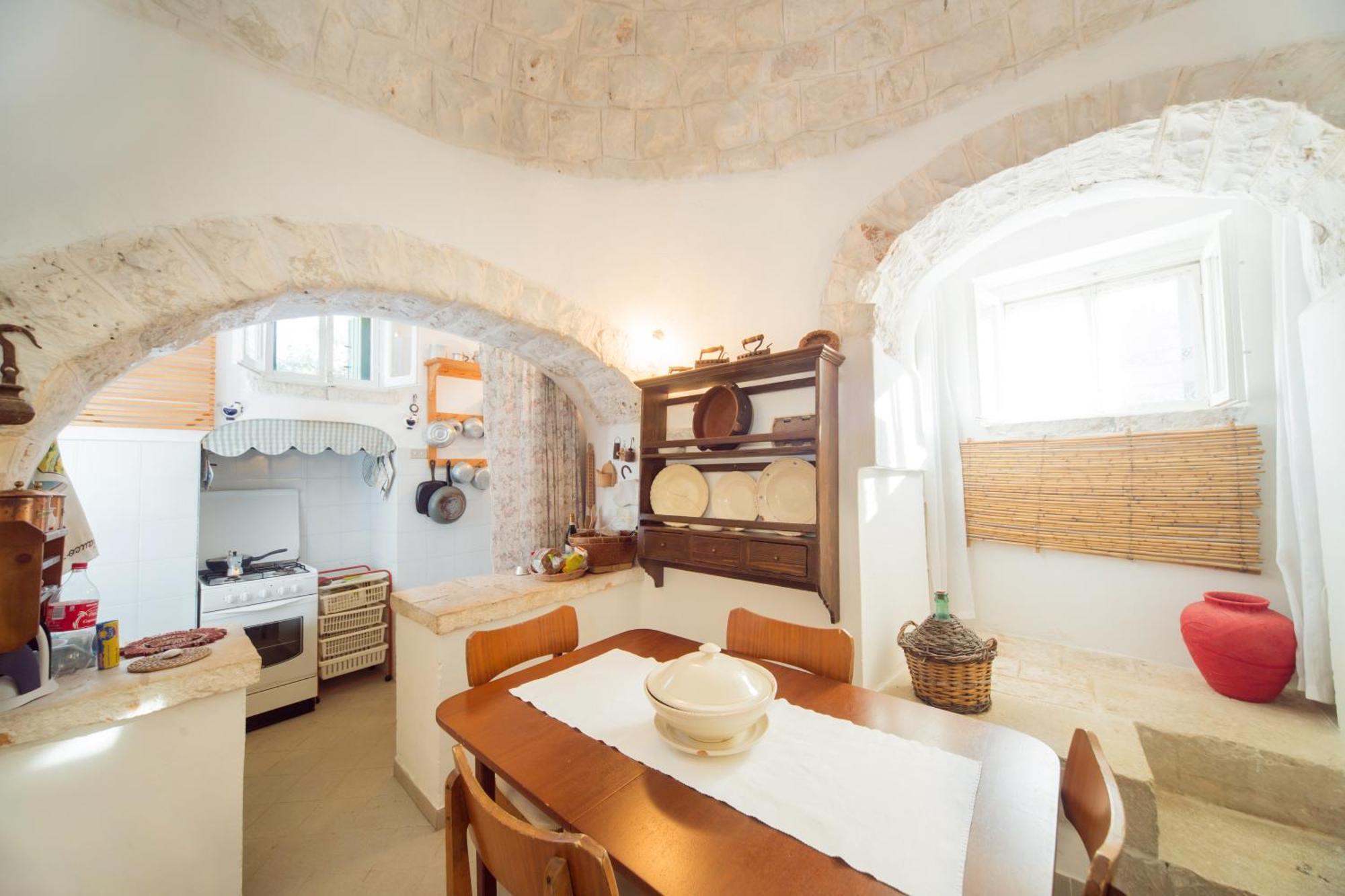Trulli Girasoli E Viole Cocolicchio الغرفة الصورة