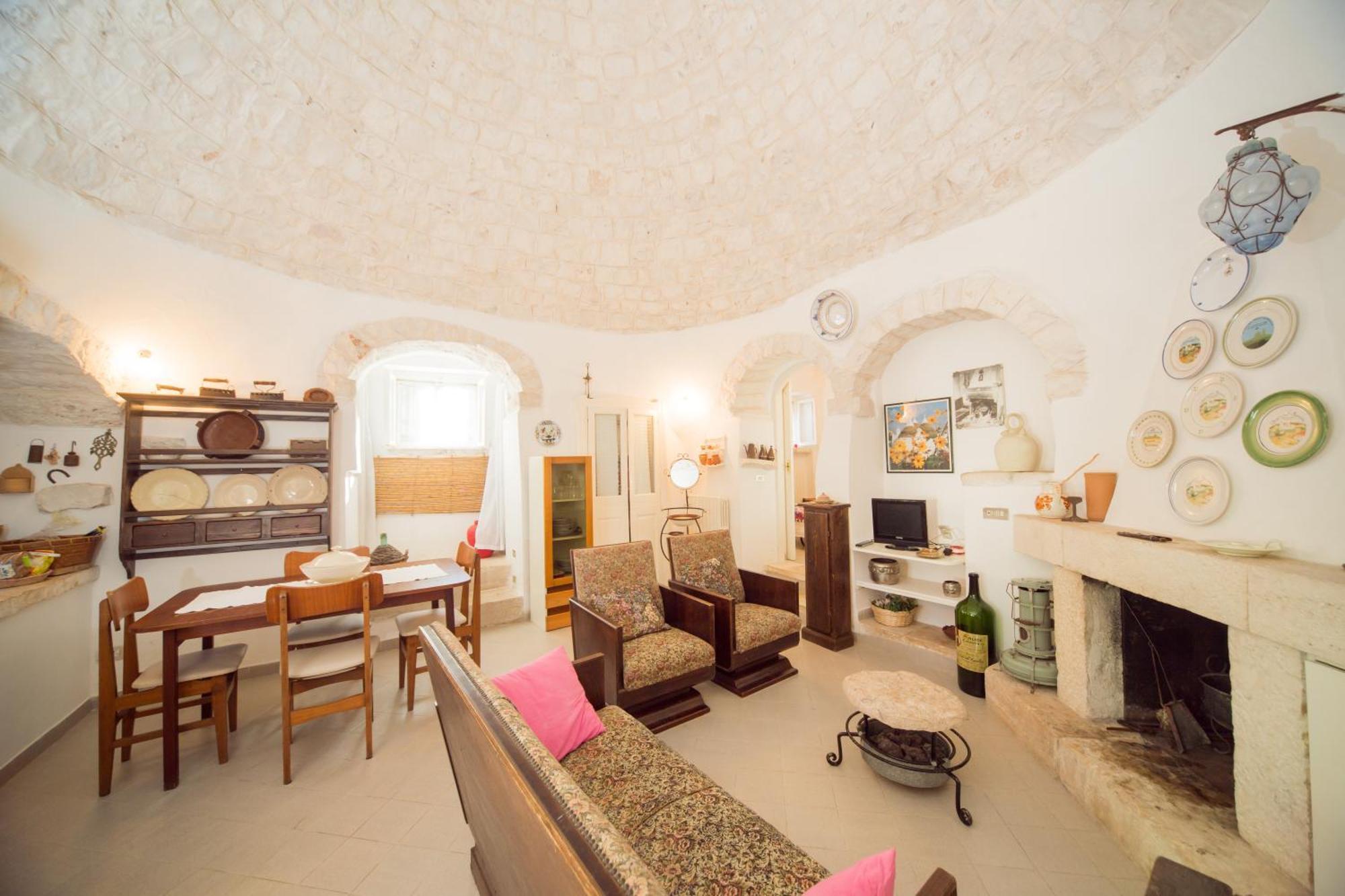 Trulli Girasoli E Viole Cocolicchio الغرفة الصورة